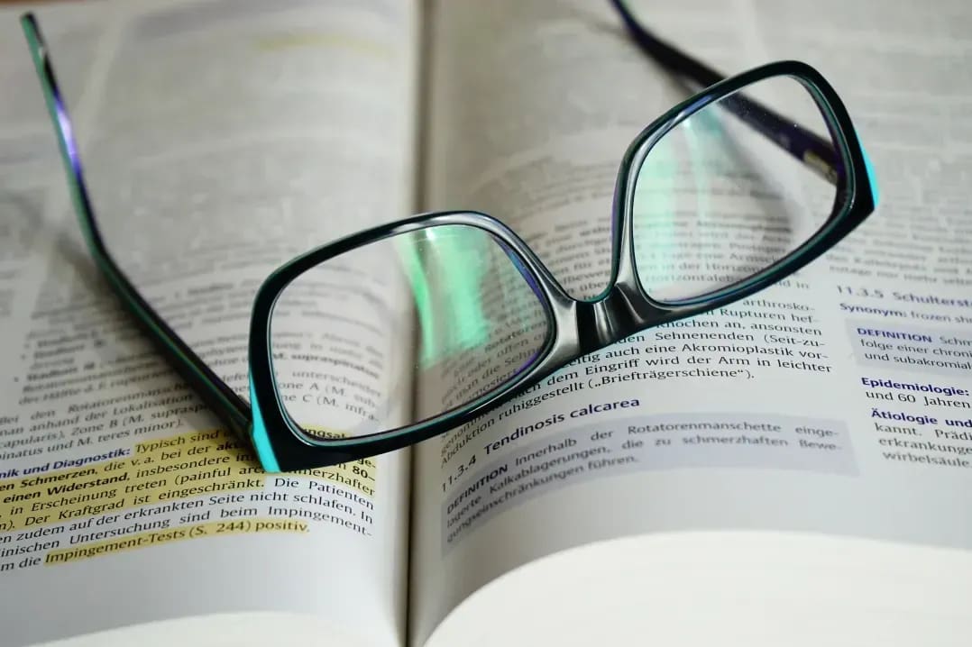 Frasi utili in rumeno per viaggiare, studiare e lavorare